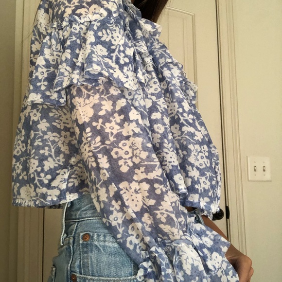 COPY - Ruffle Popover Top - Picture 5 of 5